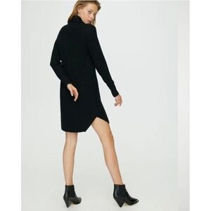 Aritzia Wilfred Free Bianca Dress 100% Merino Wool Sweater Dress Size M
